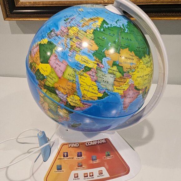 Oregon Scientific SG268 Smart Globe Discovery Interactive Educational Globe - Picture 1 of 7